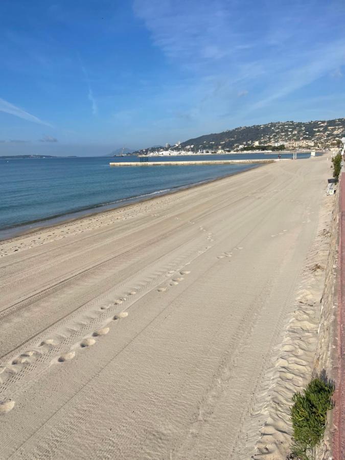 Grand Studio 7 Minutes De La Plage Et Climatise Sur Juan Les Pins Antibes Bagian luar foto